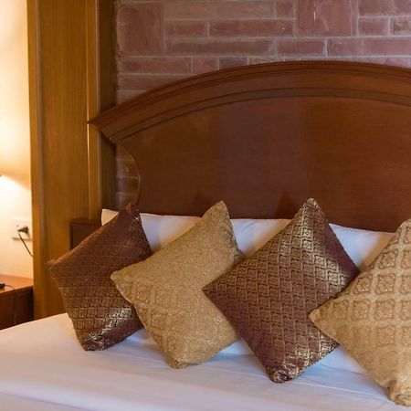 Lanta Casuarina Beach Resort - Sha Plus Ко-Ланта Екстер'єр фото