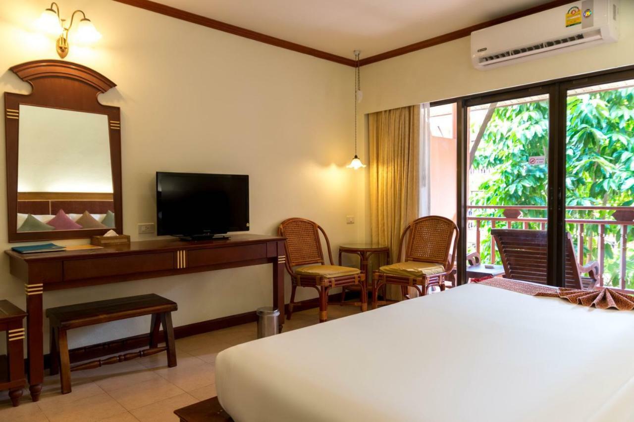 Lanta Casuarina Beach Resort - Sha Plus Ко-Ланта Екстер'єр фото